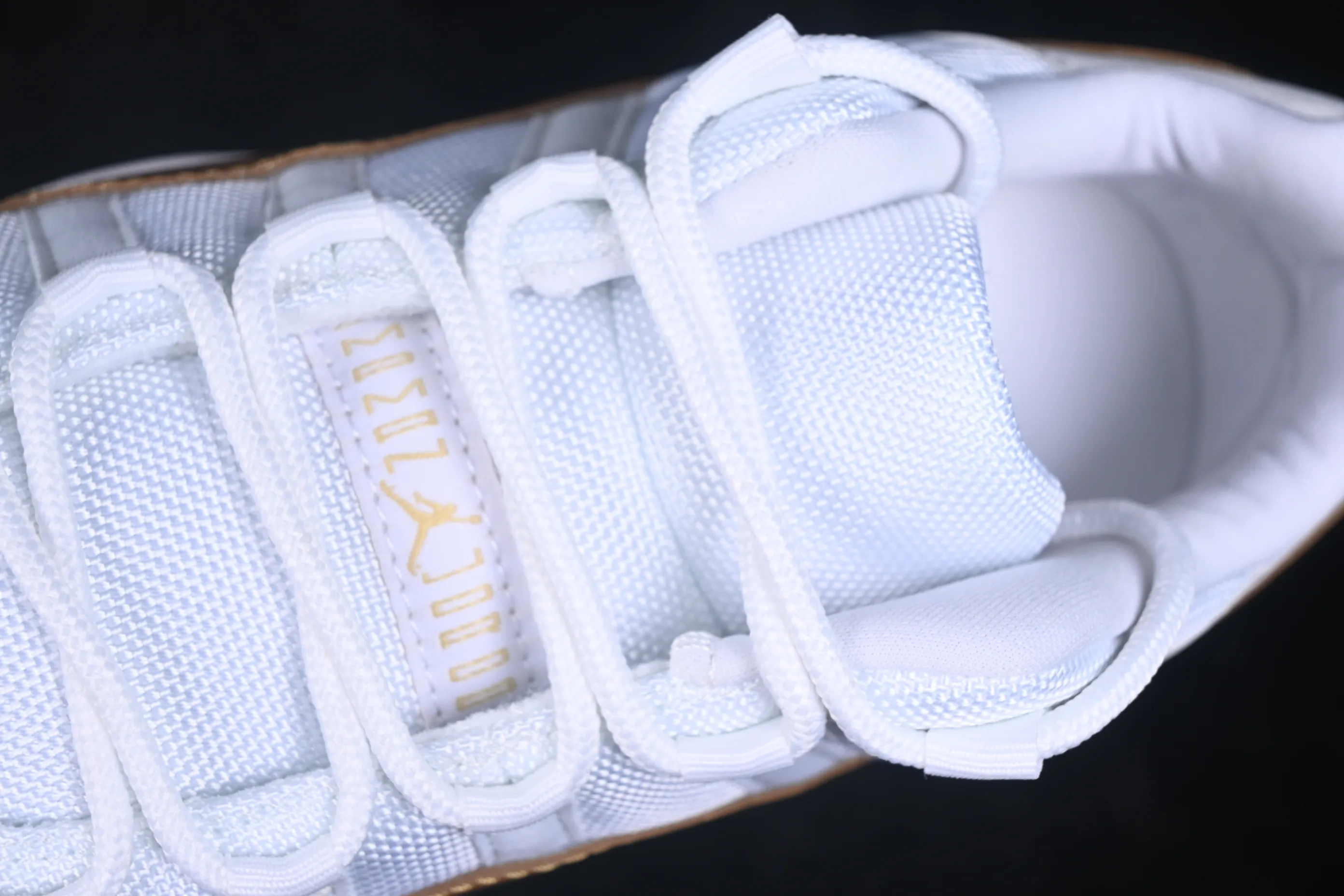 All categories Air Jordan Jordan series basketball shoes Air Jordan 11 Air Jordan 11 Low "Metallic Gold" AJ11 Joe 11 Platinum AH7860-102